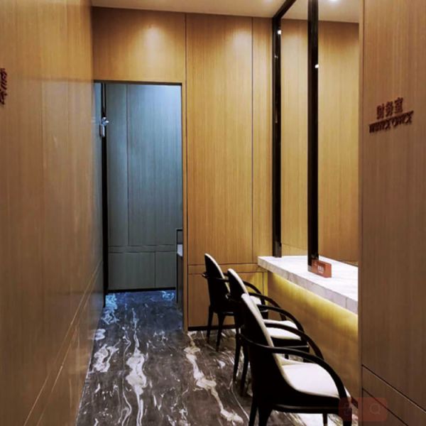 Стены перегородки доказательства белых деревянных рассекателей стены офиса ядровые