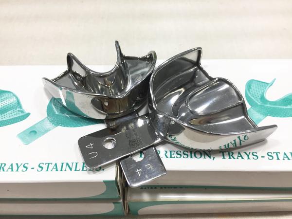 Stainless Steel Dental Impression Trays Autoclavable No Perforated High Strength