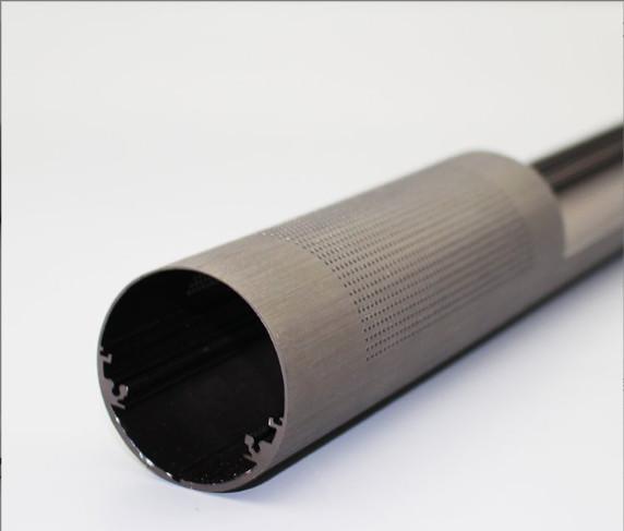 Conception de profilés ronds d'aluminium personnalisés usinage CNC pour l'éclairage médical