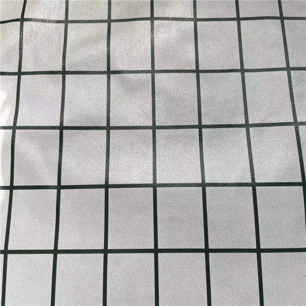 Сплетенная ткань покрытая бумагой ветра отпуска холста 100% полиэстер выключателя 150D*150D 200gsm 150CM водоустойчивое