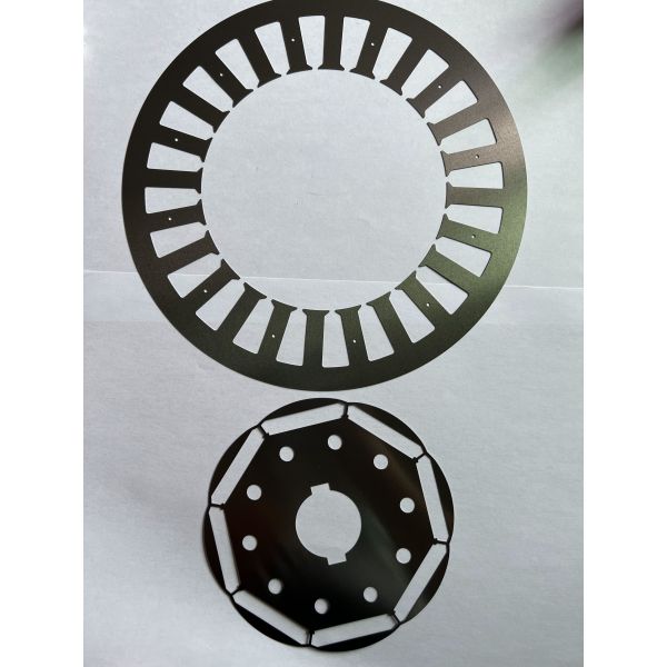 Lamination de stator de base de haute précision pour l'efficacité du moteur.