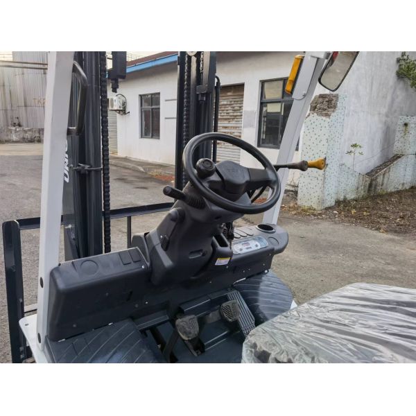 2012 TCM FD30 Diesel Fork Lift with Routine Fork Length Affordable and Versatile