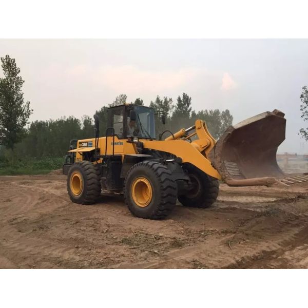 Ano de 16,5 toneladas 2008 da cubeta do carregador WA380 3.2m3 da roda de KOMATSU da segunda mão mini