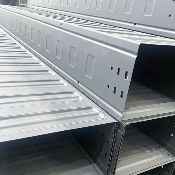 3m 6m Length Molded Reinforced Metal Cable Tray For Wall Mounted Or Hanging Type Mounted Installation