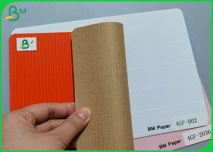 Recyclable Flutting гофрировало лист доски бумаги Kraft для твердой пакуя коробки Recyclable Flutting гофрировало лист доски бумаги Kraft для твердой пакуя коробки