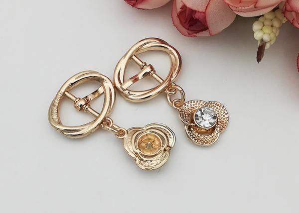 LHZ1202 Gold Shoe Strap Metal Shoe Buckles With Flower , Abrasion Resistance