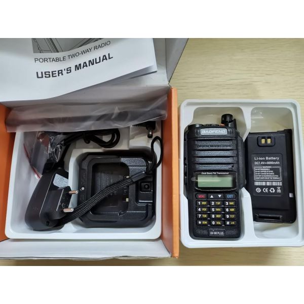 Waterproof Baofeng UV-9R PLUS 8W Dual Band Handheld Walkie Talkie for 100 Mile Long Range