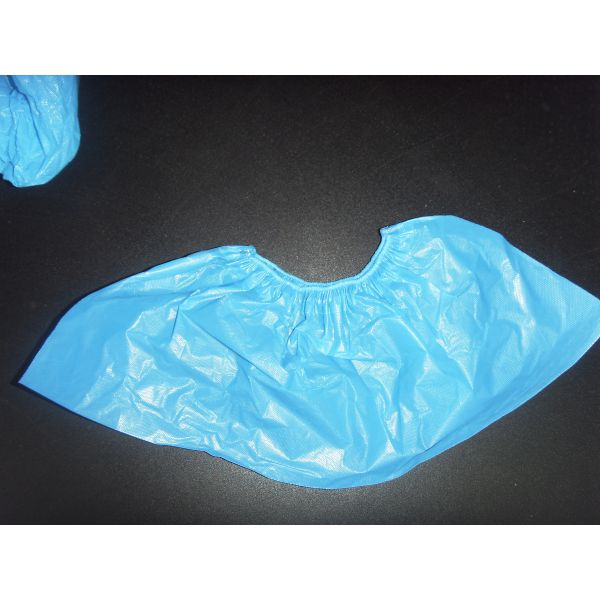 CPE Polyethylene Disposable Overshoe Covers , Blue Plastic Overshoes With Embossed Surface