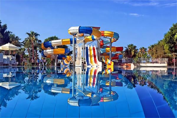 Kids Water Park Outdoor Playground Swimming Pool Equipment Water Spiral Slide