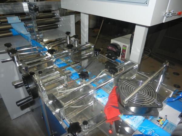 380V 50HZ PVC / PET Plastic Bag Making Machine With Rewind Oscillation Control
