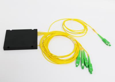 Fibra do PLC do divisor 1 x 4 da fibra do único modo - divisor ótico com cabo de fibra ótica de G652D G657A1 G657A2