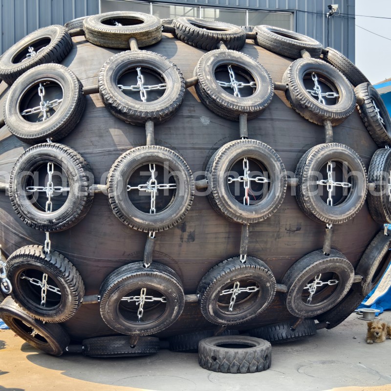 CCS Approved Marine Pneumatic Fender NR/SBR Blend Rubber 0.5-4.5m Durable for Vessel Wharf Offshore Custom Service