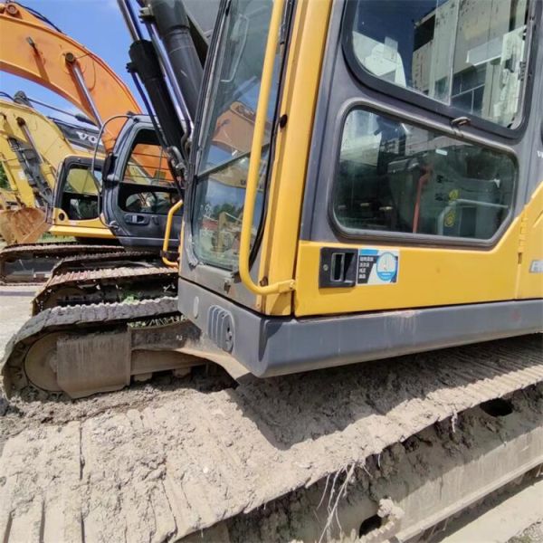 20500KG Operating Weight Volvo EC210B Excavator for Earth Moving Machinery in Trade