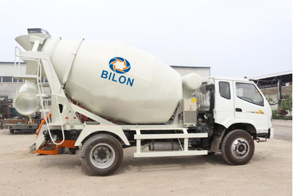 3m3 Concrete Mixer Truck With 4 Wheel Driver , 2 Wheel Steering