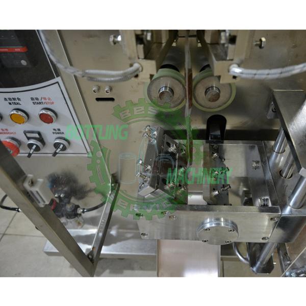 3 / 4 Side Sealing Cream Shampoo Shower Gel Sauce Wine Vinegar Sachet Packing Machine