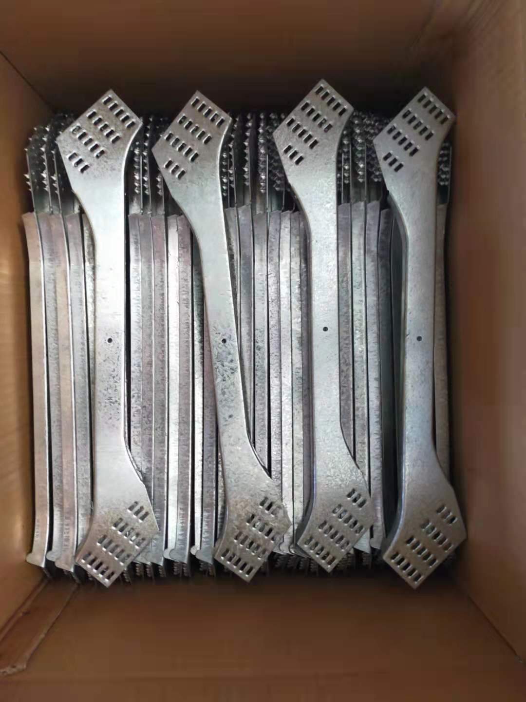 Наружные оцинкованные стальные конструкции Пози плоскости Инженерные плоскости Металлические сетчатые плоскости