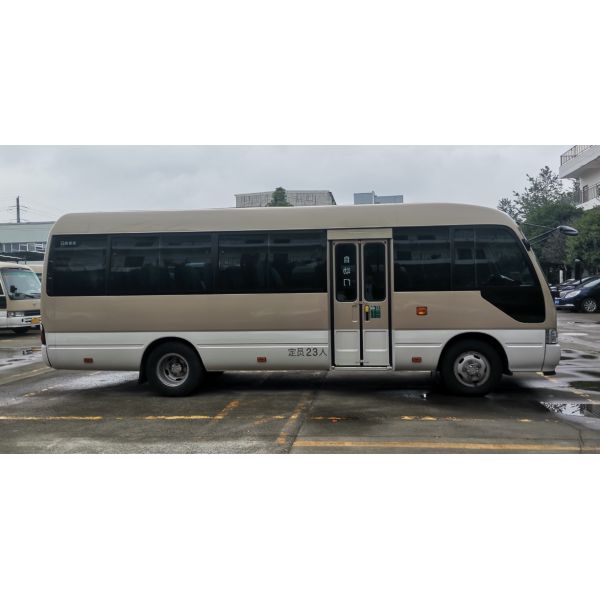 Gasoline 23 Seater Coach Tour Bus Toyota Coaster 20 Seater