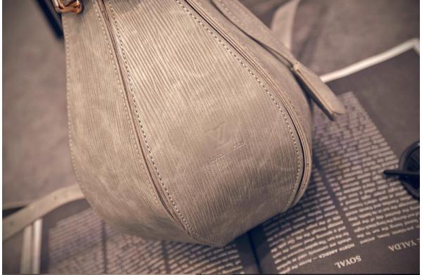 2016 street fashion vase Backpack new female fashion color of spring
