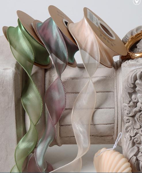 Handmade DIY Material Black Bow Ribbon and Man-Made Silk Texture Fishtail Yarn for Fresh Flower Bouquet Packaging