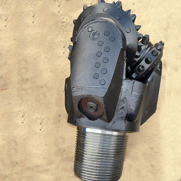 7-7/8 Tricone de forage à cône à rouleaux outil de forage rotatif