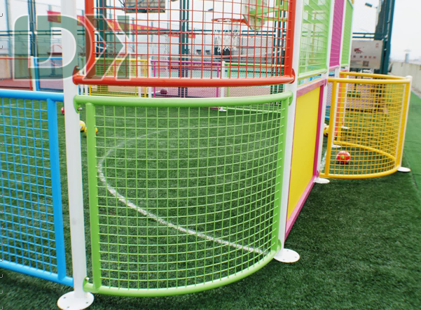 Customized Kids Soccer Cage Children Playground Portable Fence Safety Design