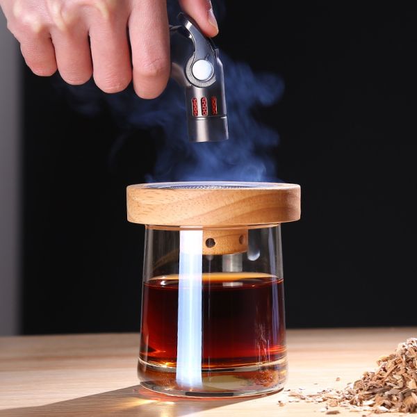 Kit de coctelería de madera de venta caliente con caja de madera de madera de primera calidad y herramientas esenciales de barra