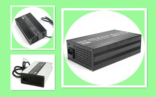 Multistage Deep Cycle Sealed Lead Acid Battery Charger 12V 30A AC To DC Power Supply