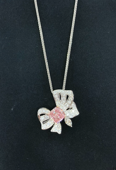 2.31ct cushion shape necklace Light pink VS1` Lab Grown Diamonds 18K white gold