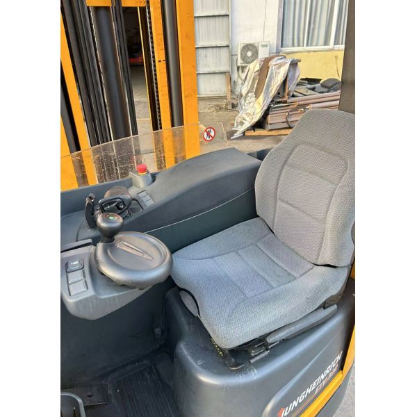 Various Heights Used Reach Truck Jungheinrich Brand Warehouse Forklift Trucks