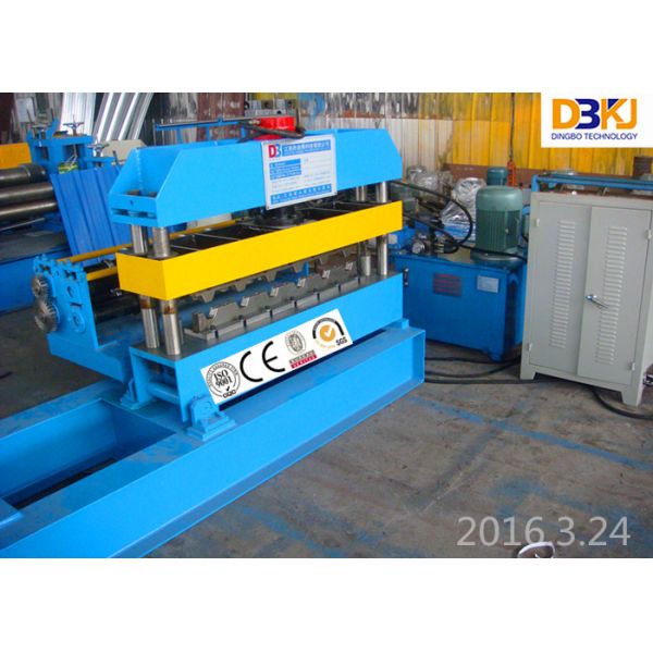 0-8m / Min Portable Punching Speed Metal Roofing Machine For Resorts