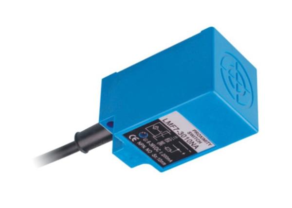 LMF7 Detection Inductive Proximity Sensor Infrared Dustproof Wide Voltage Range CE