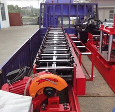 Petit pain rectangulaire de Rainspout formant l'équipement pour le tuyau de descente d'eau de pluie