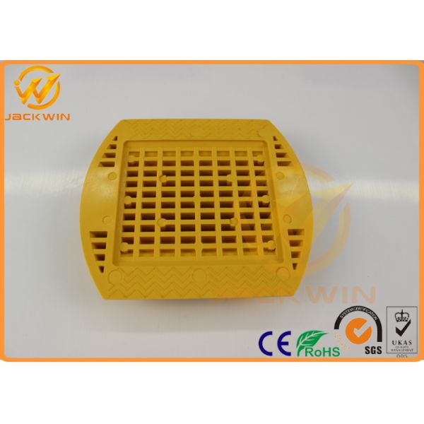 Plastic 3M Road Stud Pavement Marker ABS / PMMA 20T Weight Capacity