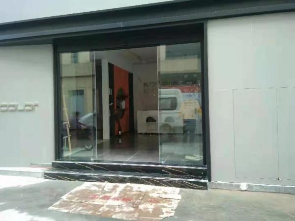 AC220V Automatic Sliding Door Operator with 30N Closing Force and 400mm/s Closing Speed