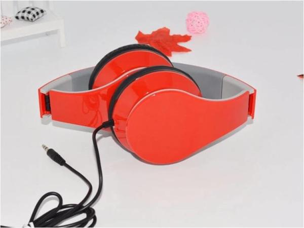 fashionable foldable headphone with noise reduction for girls  celebrities_-.jpg Product Description Product name  Oem 3