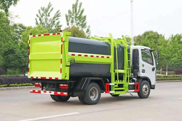 4x2 Hook Lifting Hydraulic System Arm Roll Auto Type Garbage Loading Truck Junk Truck Euro 3 4 5 6