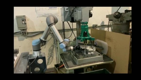 Industrial robot UR5 universal 6 axis robot arm gripper machinery industry equipment polishing machine