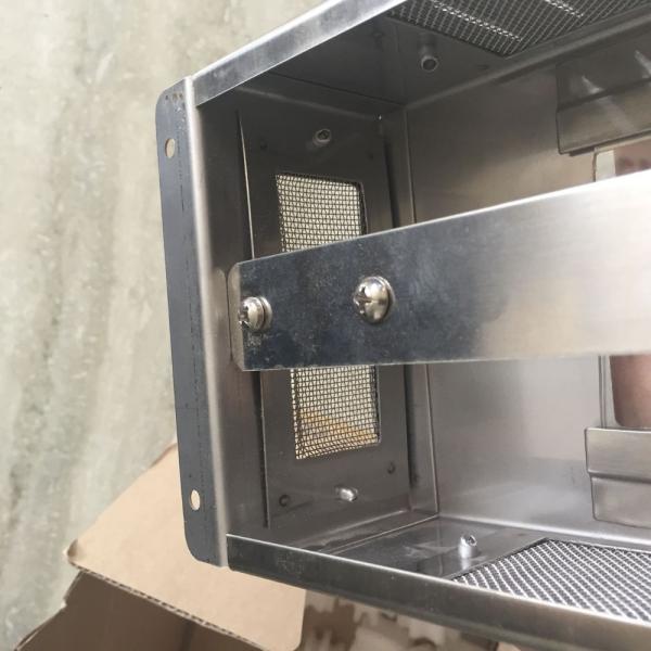 OEM traitement personnalisé de la feuille de pliage du châssis métallique Cabinet Shell