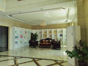 Guangzhou Huanshi Trade Co., Ltd.