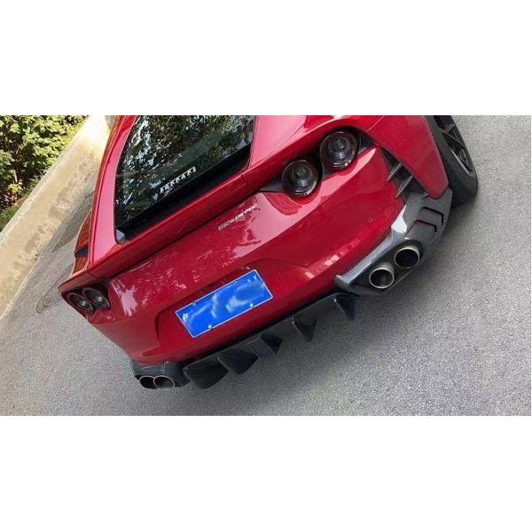 Para Ferrari 812 Kit de cuerpo de fibra de carbono 812 Moderado estilo MSY Kit de cuerpo de fibra de carbono de la cara del labio difusor spoiler