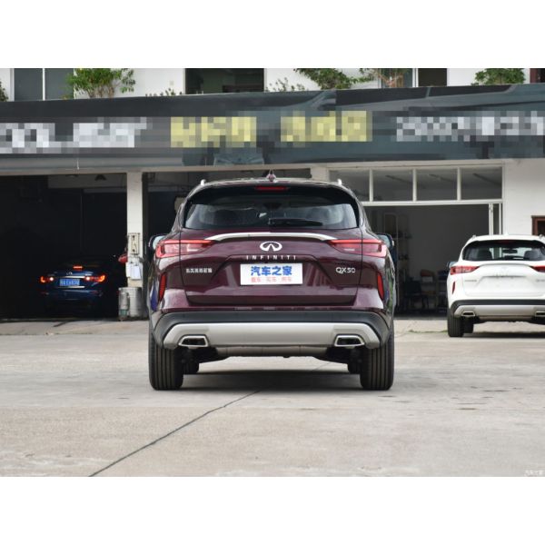215 Km/H Top Speed Sedan Qx50 2.0t 2WD Fashion Gasoline Car with Advanced Technology