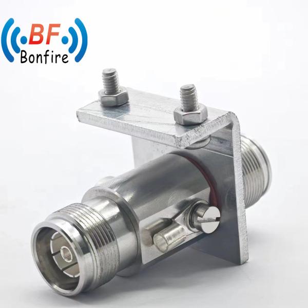 IP65 SMA para interiores e exteriores Jack para N Jack Parede Retratador de relâmpagos Protetor de sobrecarga DC-6000MHz