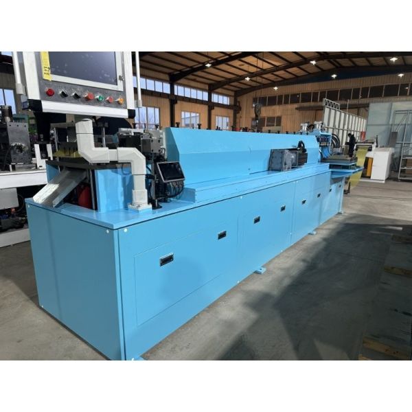 Автоматически регулируемая ширина 63mm-75mm-89mm-140mm Легкая стальная габаритная рамочная машина для конструкции дома