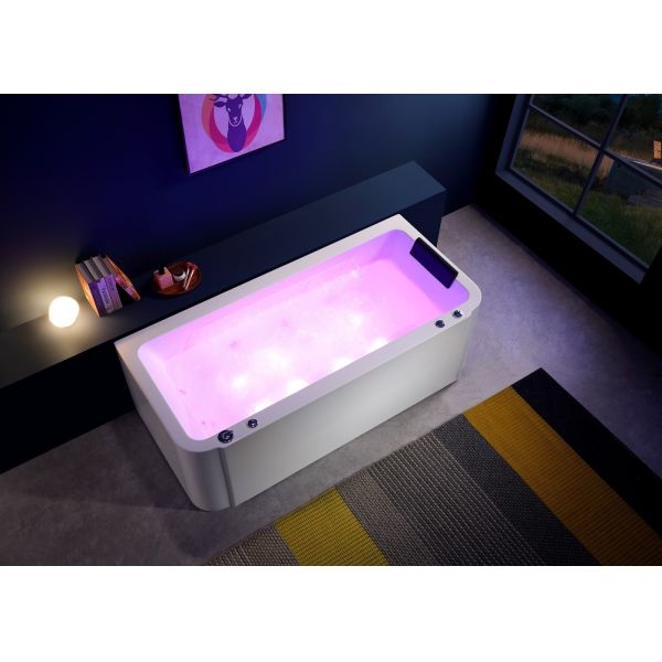 Massage Bathtub With One Piece Skirting