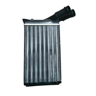 Pièces détachées automobiles 1.6 réservoir d'eau à air chaud pour Peugeot Citroën Plymouth Chrysler OE 8262000 C00006448C8