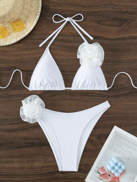 Traje de banho de férias com um pescoço e um vestido sexy para mulheres