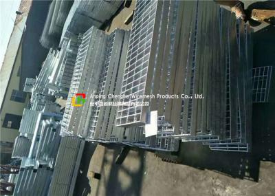 Welded Serrated Steel Bar Grating , Various Size Galvanized steel Grating