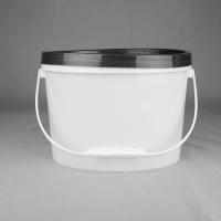 le seau ovale du conditionnement en plastique 5.5L a adapté aux besoins du client avec une traction de couvercle et de main