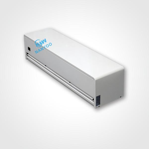 3D Door Air Barrier Full Metal Casing White Color With Strong Air Volume