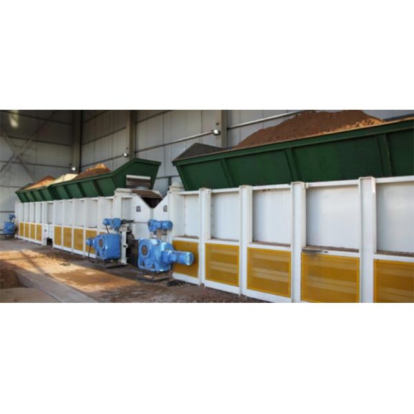 Enclosed Design Belt-Type Box Feeder with Adjustable Speed Belt for Clay Brick Production